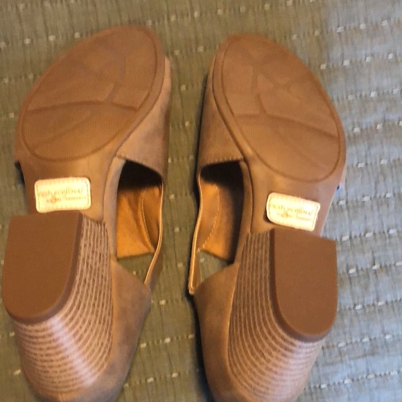 NATURAL SOUL SHOES- BLACK & TAN - Picture 5 of 16